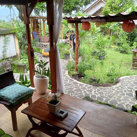 Lafyu Bali Hotel Singaraja  Exterior photo